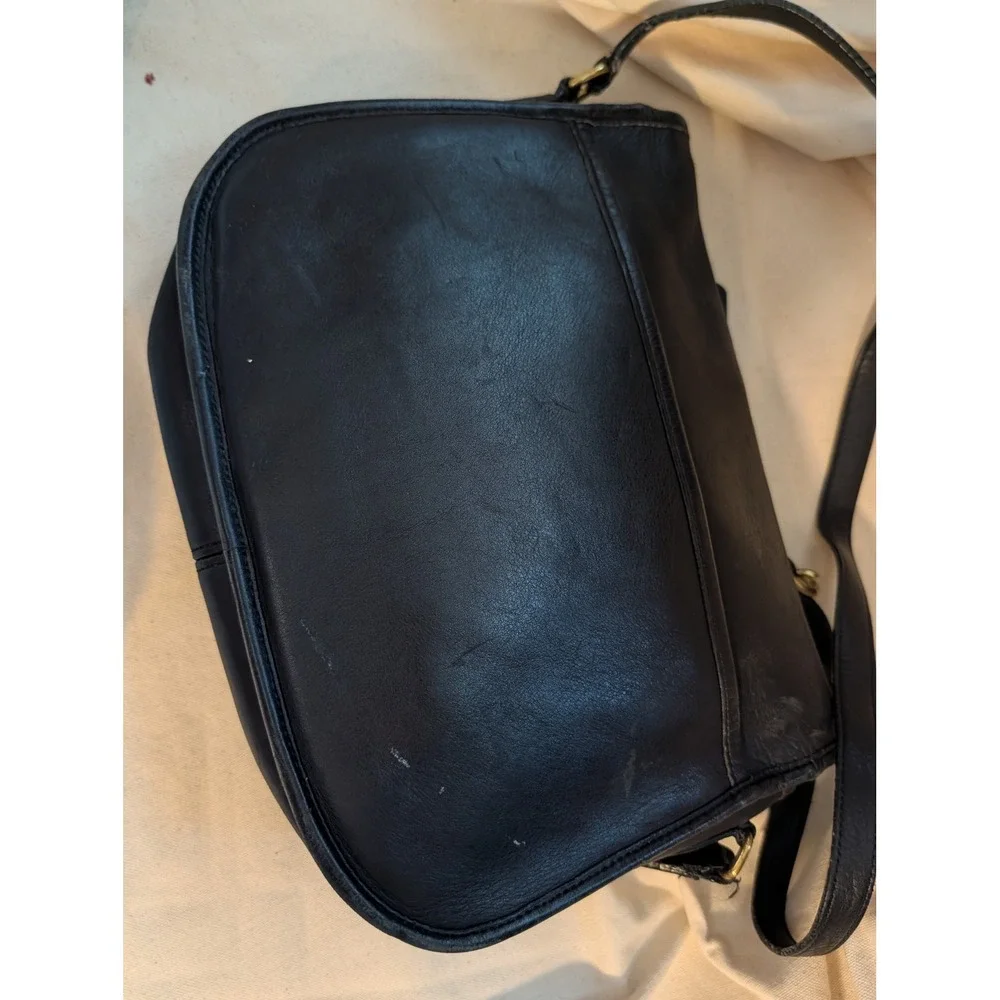 Coach City Bag Black Leather Crossbody Vintage 9790 Brass Turnlock